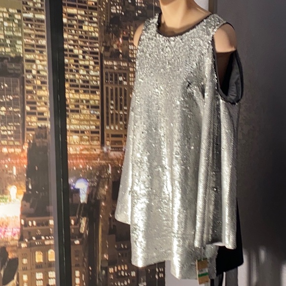 silver sequins, cold shoulder dress - Picture 5 of 15